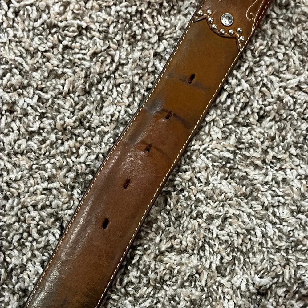Western Brown Leather Belt with Silver Buckle - Picture 3 of 10